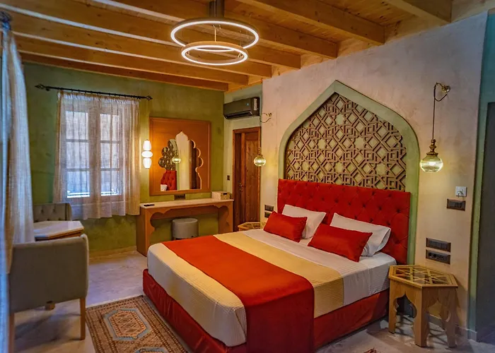 Fabrizio Del Carretto Hotel