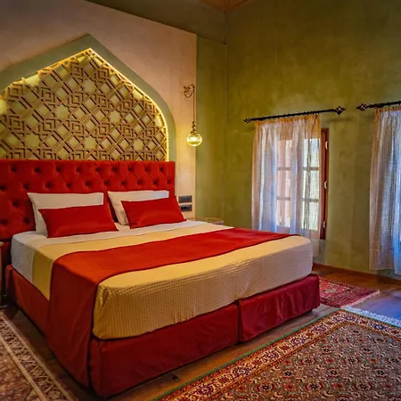 Fabrizio Del Carretto 5*