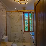 Hotel Fabrizio Del Carretto 5*