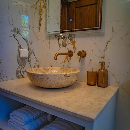 Ξενοδοχείο Fabrizio Del Carretto 5*