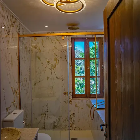 Ξενοδοχείο Fabrizio Del Carretto 5*