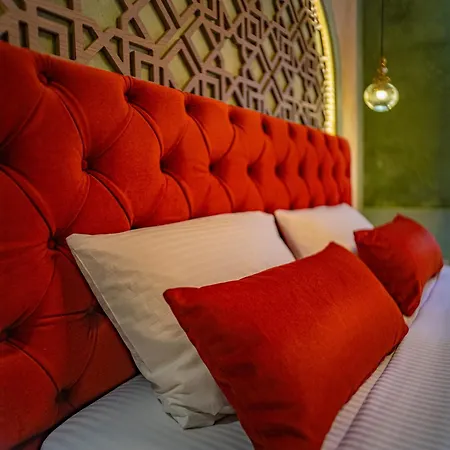 Fabrizio Del Carretto 5*