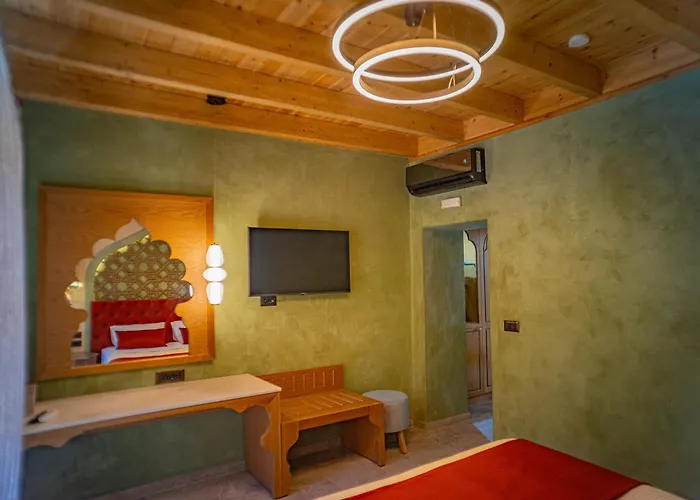 Fabrizio Del Carretto Родос